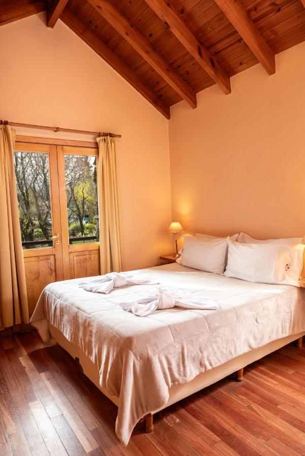 Aparthotel El Viejo Nogal San Martín de los Andes Exterior foto