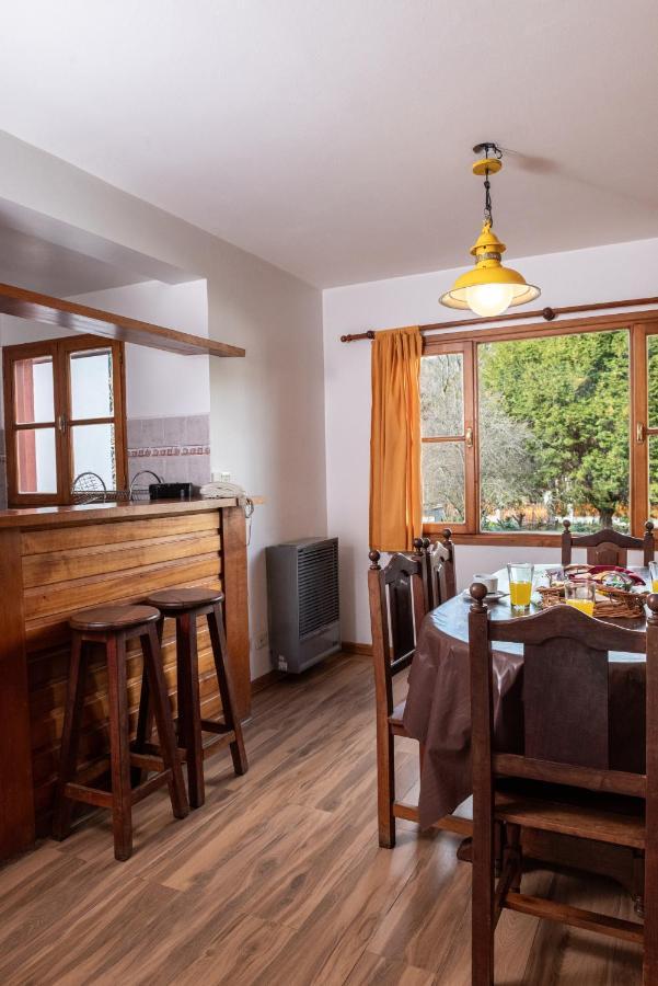 Aparthotel El Viejo Nogal San Martín de los Andes Exterior foto